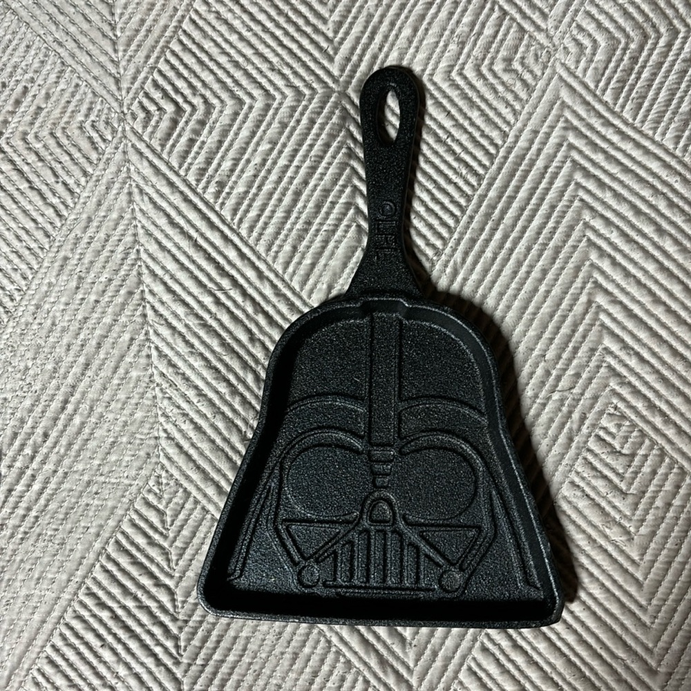 Earth Vader Skillet
